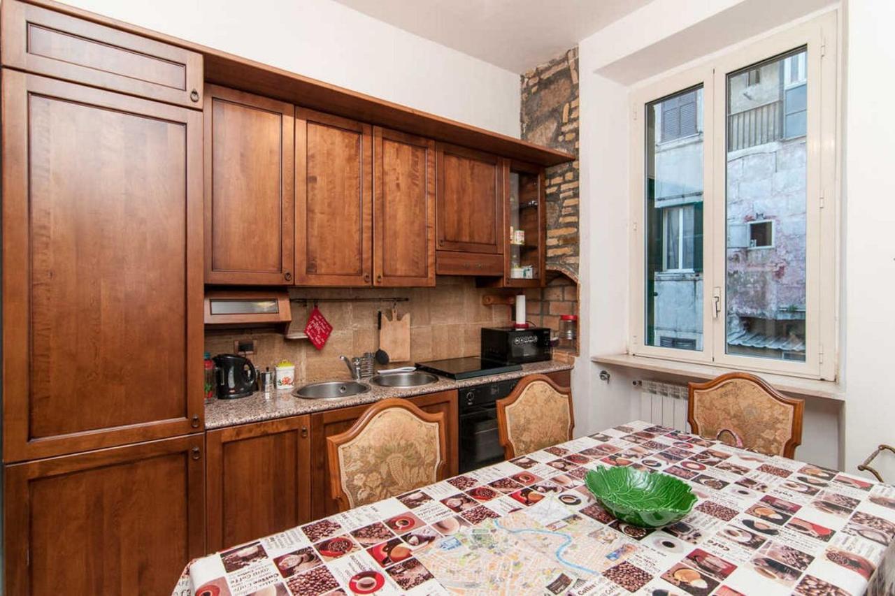 Termini Colosseum Apartment Рим Екстериор снимка